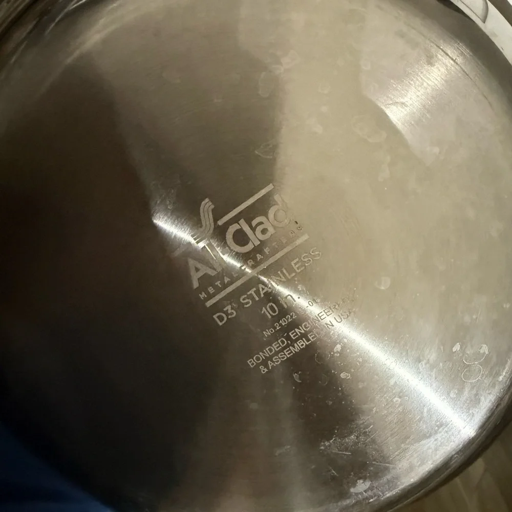 All Clad D3 stainless everyday 3-ply bonded cookware set with stainless lids